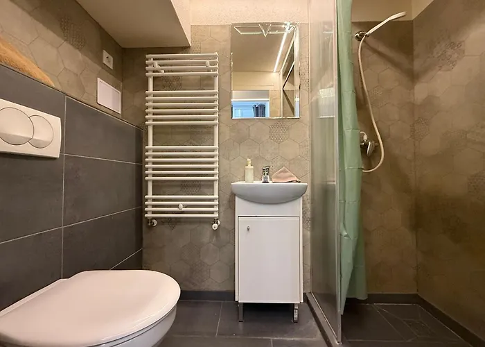 Apartamento Km33 - - Hostaid