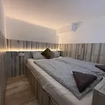 Km33 - - Hostaid Apartamento *