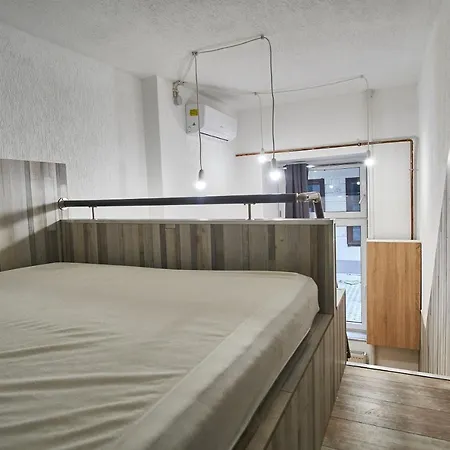 Apartment Km33 - - Hostaid *