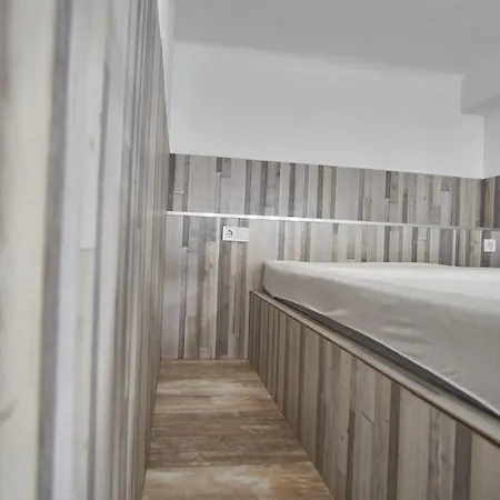 Apartment Km33 - - Hostaid *