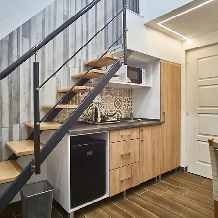 Apartment Km33 - - Hostaid *