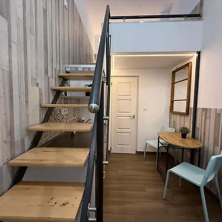 Apartamento Km33 - - Hostaid Budapeste